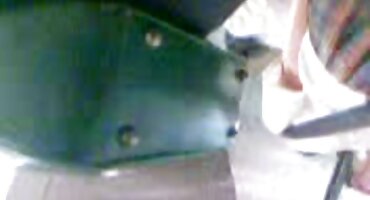 Na plaži sijede lesbian uhvaćen požuda i imali spolni odnos najbolji domaći porno