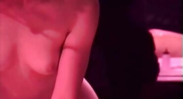 Mršava djevojka s igračkama u vagini dala je anal ispred domaci filmovi porno besplatni kućne kamere