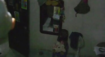 Pokvarenjak Pascuale skinuo je odjeću s grudi i natjerao joj klitoris besplatni domaci filmovi 18 da se smoči