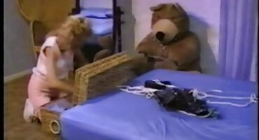 Mlada djevojka jebanje s porno domaci film požudan Ženskaroš