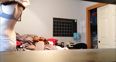 Zrela crnka slavno skače anus na domaci filmovi sex kurac svog ljubavnika