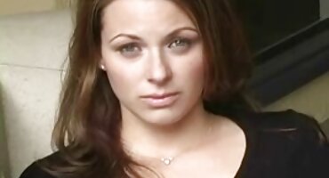 Momak pokazuje privatni seks s Footjob Stajati porno domaci