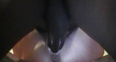 Hrabri par odlučio porno film domaci pokazati svoj analni seks svima