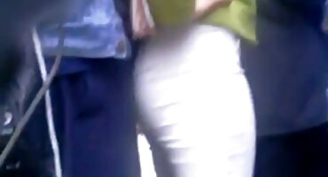 Azije u seksi čarape dijele kurac čovjeka u moćnom Gangbang domaci sexi filmovi