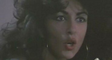 Djevojke u donjem rublju pokazuju strast prema kameri u ugodnom videu porno film domaci