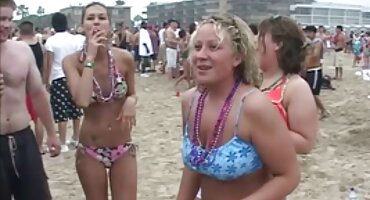 Odmor na jahti glatko se pretvara u intimnu vezu s porno domaći film prsata brineta