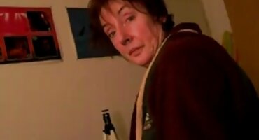 Velika lijepa žena zaveo radnika na fantastičan seks u domaci sex filmovi uredu