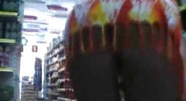 Zatvorio je trgovinu i porno domaci popeo se na pult masturbirati