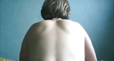 Obožavatelj Djeda Mraza dao domasni porno filmovi je pušenje mesnatom falusu