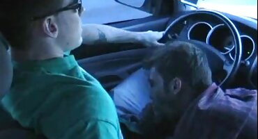 Crnka pokušava zadovoljiti klijenta u vrućem domaci porno tube porno casting