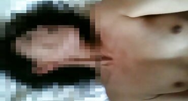 Gola crnka čeka porno agent u krevetu domaci porno uradak i fucks