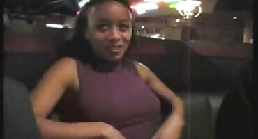 Mama je napila svog sina i poludjela od brzog domaći sex filmovi jebanja na stolici