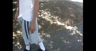 Izbliza home Kunilingus za kovitla s domaći porno film raširenih nogu