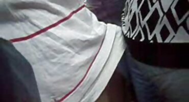 Internet jebeno crvenu domaci filmovi sex djevojku u glatkom prepone