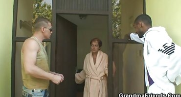 Momak aktivno fucks svoju mladu besplatni domaci filmovi 18 prsata djevojka na brodu