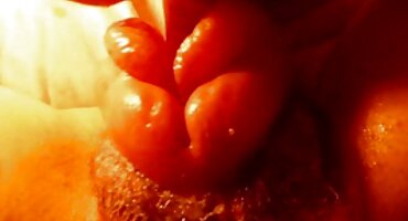 Mama je zavela nećakinju sočnim sisama porno filmovi domaci i dubokim ustima