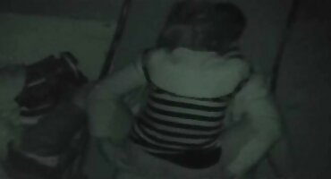 Prekrasna, domaciporno filmovi prekrasna ho Gisele zadirkuje na kauču u prljavom donjem rublju