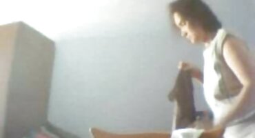 Maserka uspješno domaci filmovi porno besplatni miluje klijenta i dovodi ga do bijesnog zujanja